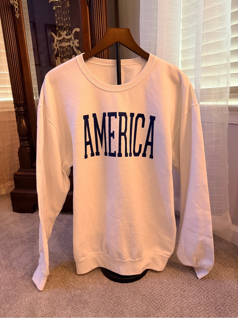 America Graphic Crewneck Sweatshirt - White